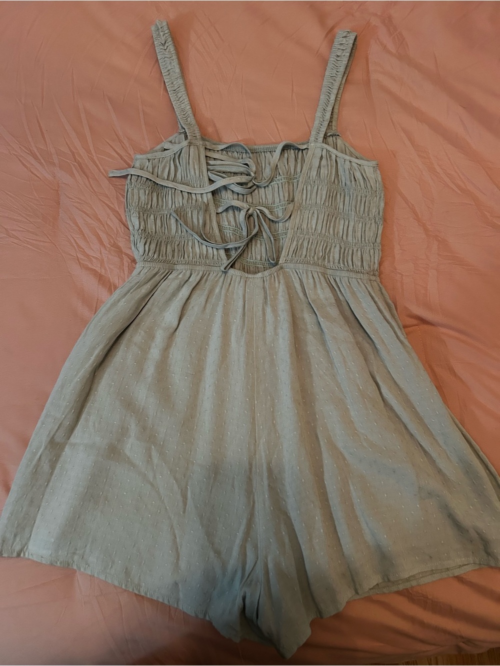 Le Lis Light Sage Green Smocked Romper. Size S. - Picture 5 of 7
